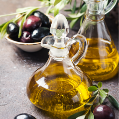 Huile d'olive pour recette Ail noir & asperge mimosa